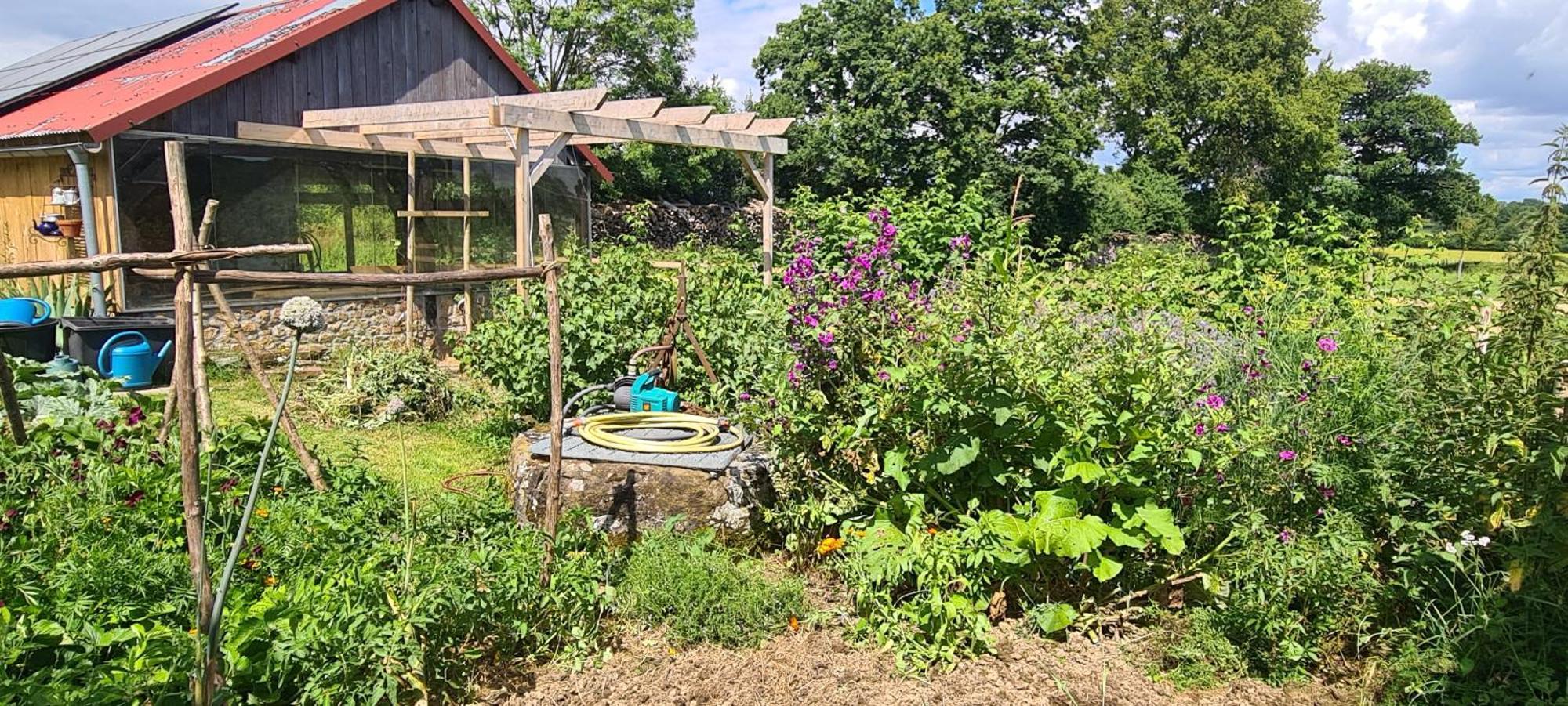 Willa Roulotte A La Ferme Buissonniere La Lande-de-Louge Zewnętrze zdjęcie