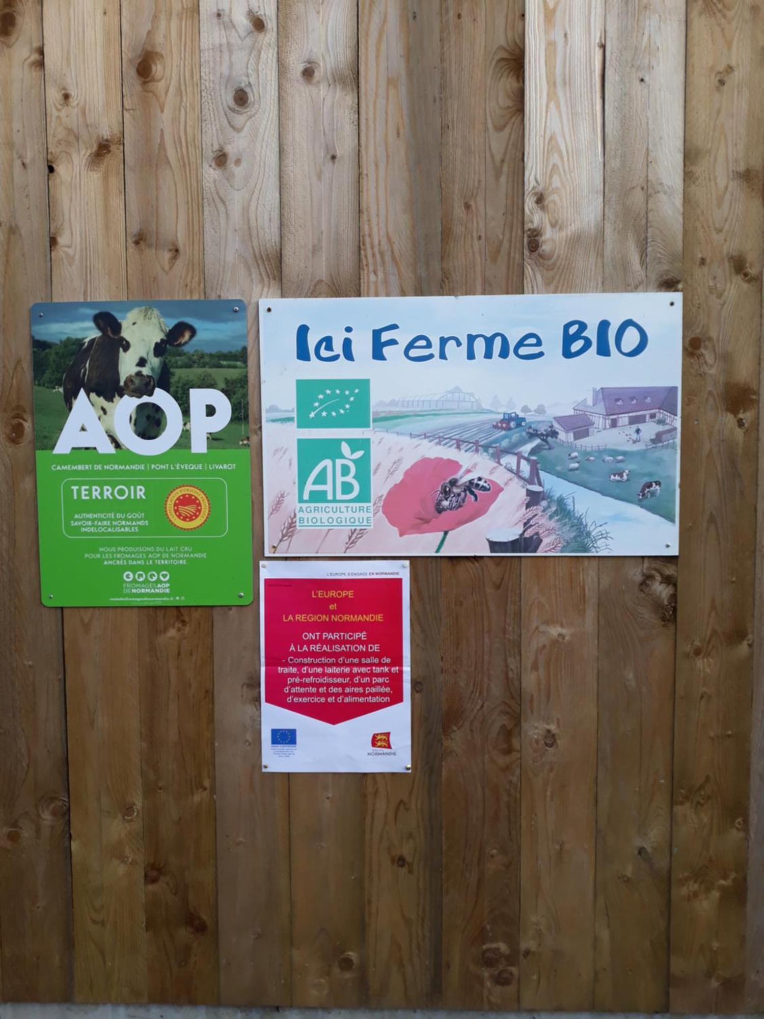 Willa Roulotte A La Ferme Buissonniere La Lande-de-Louge Zewnętrze zdjęcie